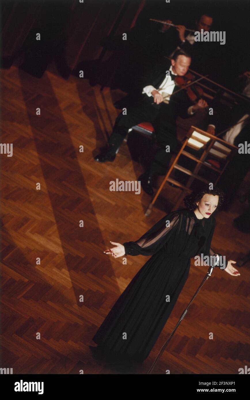 La Môme la vie en Rose anno : 2007 - Francia Marion Cotillard Direttore : Olivier Dahan Foto Stock