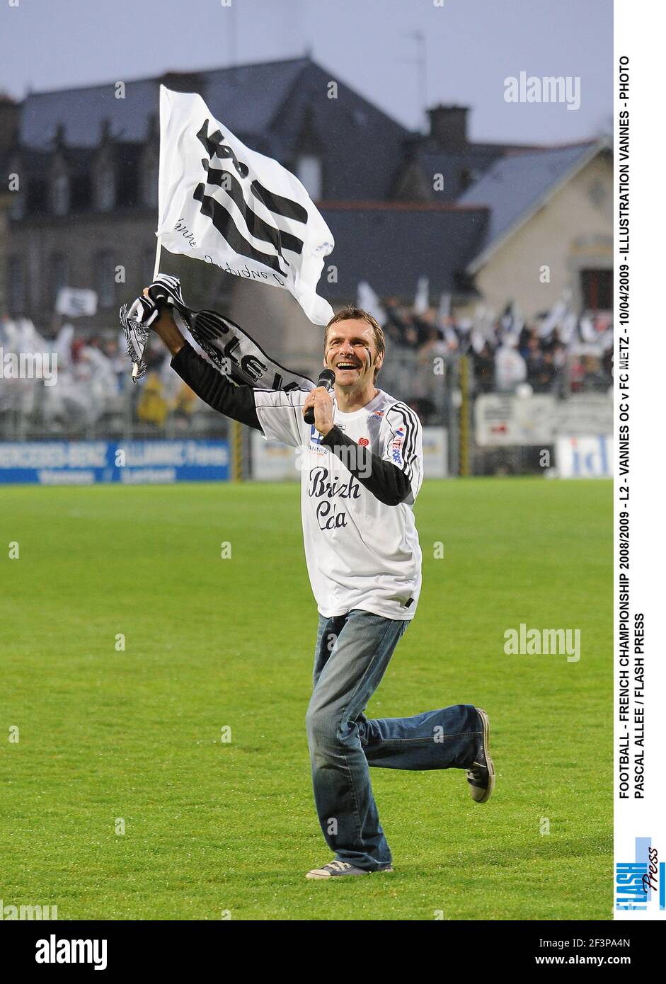 CALCIO - CAMPIONATO FRANCESE 2008/2009 - L2 - VANNES OC V FC METZ - 10/04/2009 - ILLUSTRAZIONE VANNES - FOTO PASCAL ALLEE / FLASH PRESS Foto Stock