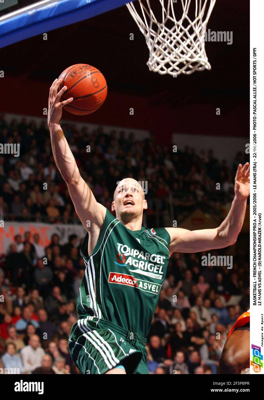 BASKETBALL - FRENCH CHAMPIONSHIP PRO A - 2005/2006 - LE MANS (FRA) - 22/01/2006 - PHOTO : PASCAL ALLEE / HOT SPORTS / DPPI LE MANS VS ASVEL - (9) HAROLD MRAZEK (ASVEL) Foto Stock