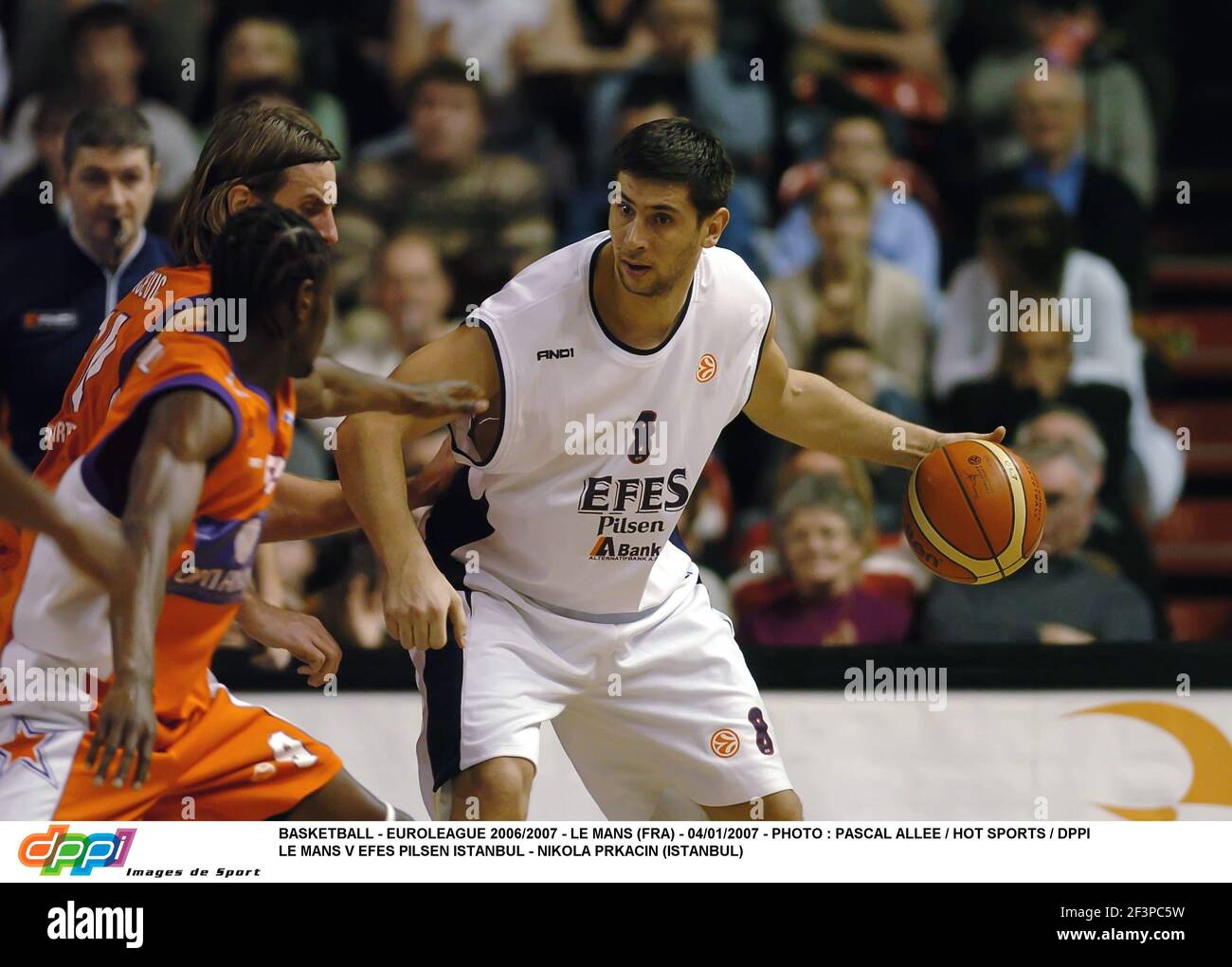 BASKETBALL - EUROLEGA 2006/2007 - LE MANS (FRA) - 04/01/2007 - PHOTO : PASCAL ALLEE / HOT SPORTS / DPPI LE MANS V EFES PILSEN ISTANBUL - NIKOLA PRKACIN (ISTANBUL) Foto Stock