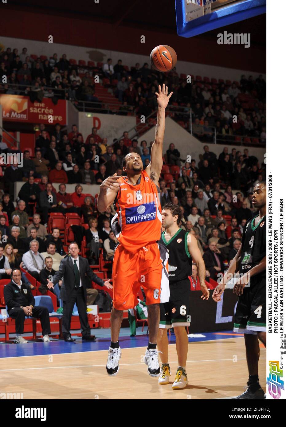 BASKETBALL - EUROLEGA 2008 / 2009 - LE MANS (FRA) - 07/01/2009 - PHOTO : PASCAL ALLEE / HOT SPORTS / DPPI LE MANS V AIR AVELLINO - DEWARICK SPENCER / LE MANS Foto Stock