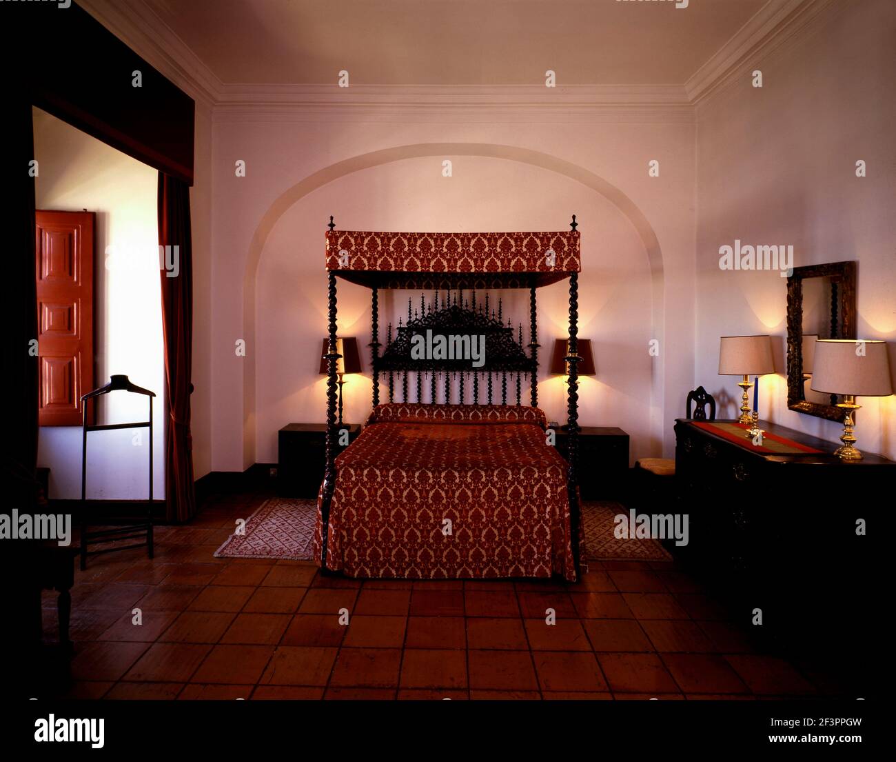 Città u. Schlosshotel Estremoz, Portogallo, Hotelzimmer Foto Stock