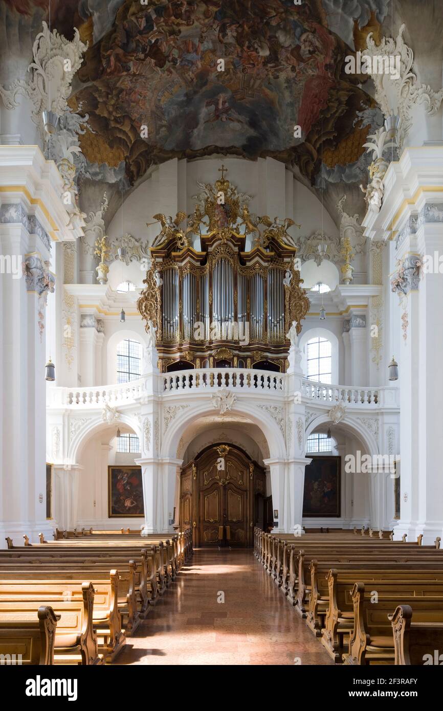 Blick nach Westen mit Orgel, Trier, St. Paulin Foto Stock