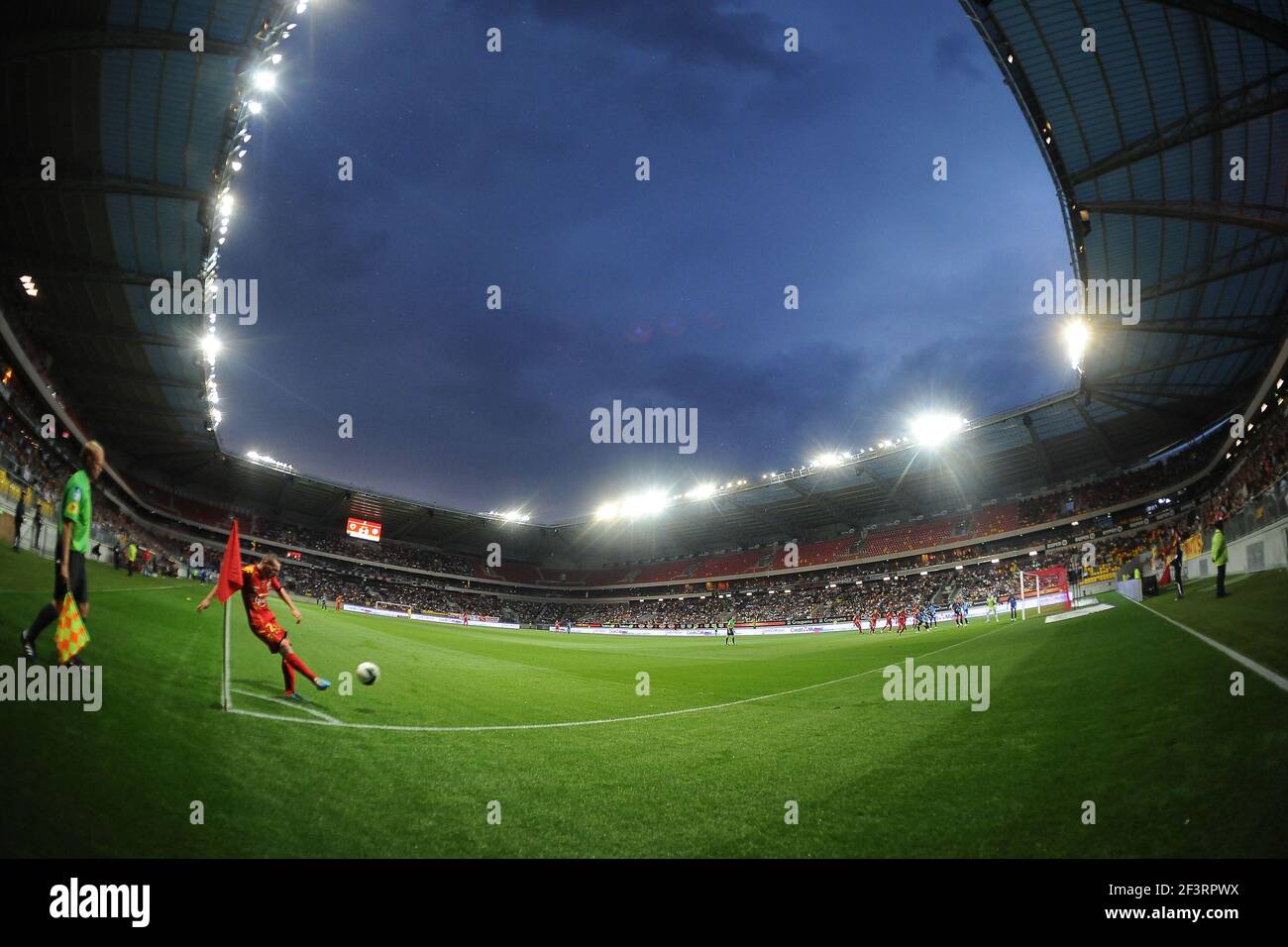 CALCIO - CAMPIONATO FRANCESE 2010/2011 - L2 - LE MANS V FC TOURS - 06/05/2011 - FOTO PASCAL ALLEE / DPPI - STADIO MMARENA Foto Stock