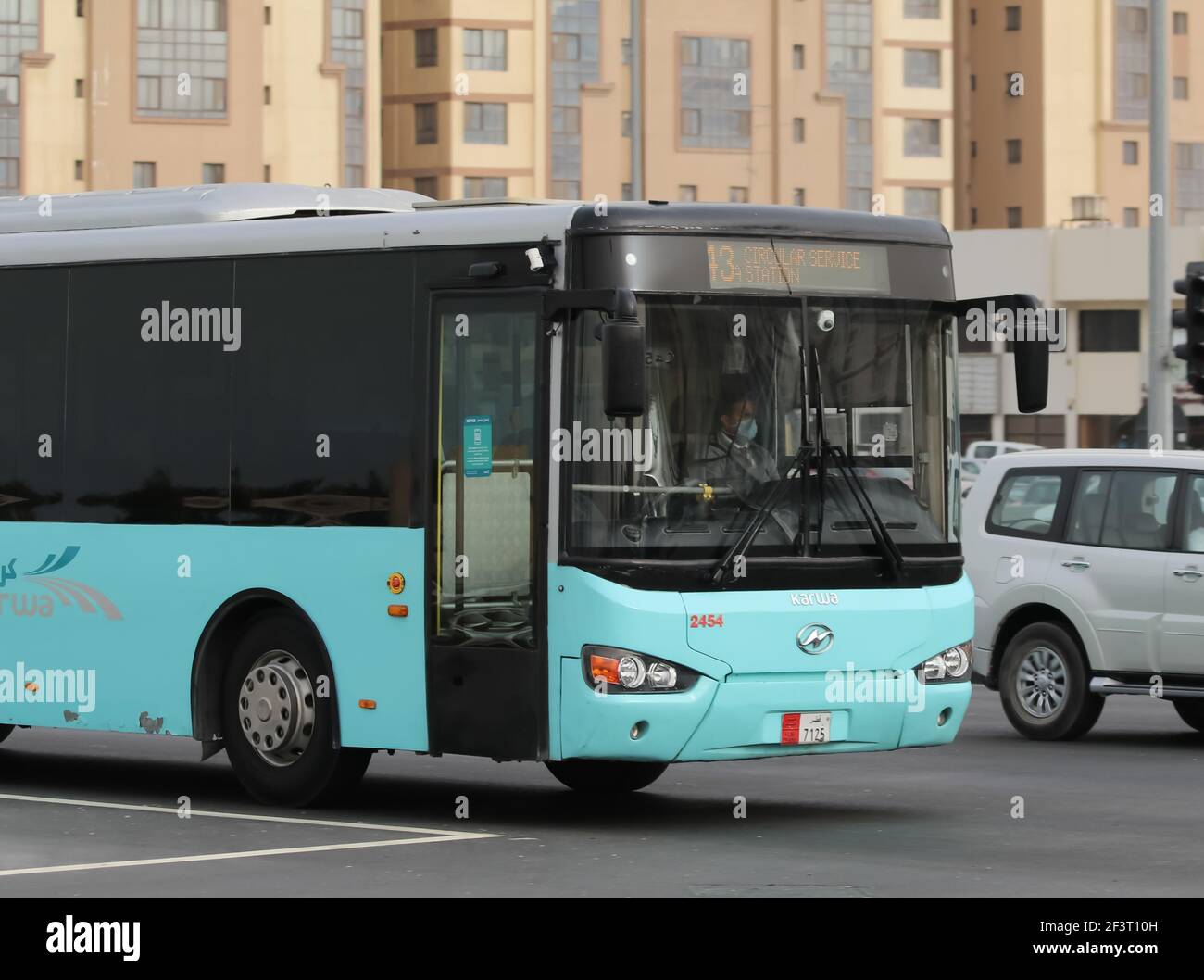 Una vista del trasporto pubblico autobus che collega tutte le principali destinazioni a Doha, Qatar Foto Stock