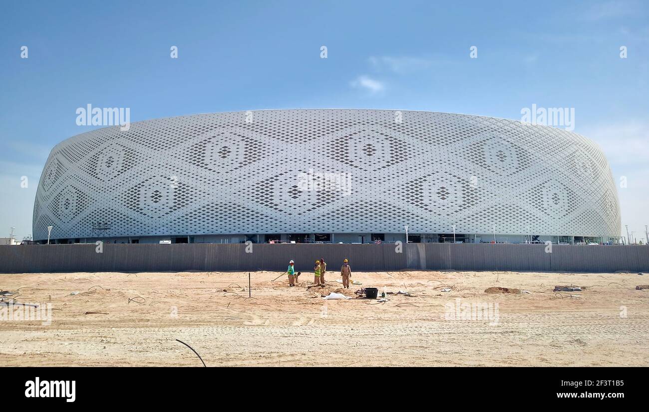 Una vista dello Stadio al Thumama in costruzione. È una delle sedi di FIFA 2022. Foto Stock