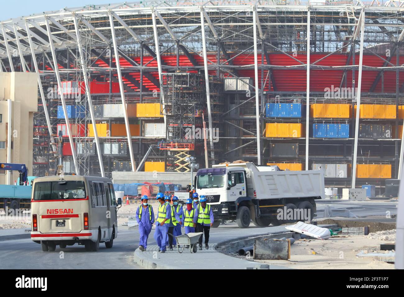 Vista dello stadio Ras Abu Abboud in costruzione. È una delle sedi di FIFA 2022. Foto Stock