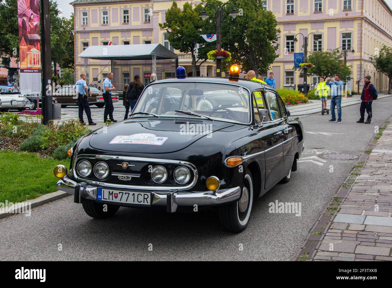 Vista frontale dell'auto di lusso con motore posteriore Tatra 603 a Oldtimer Rallye Tatry, vettura classica Foto Stock