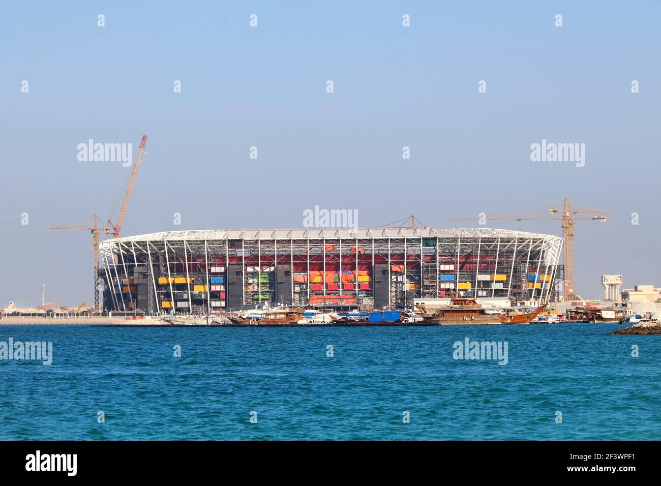 Una vista dello stadio Ras Bu Abboud in costruzione a Doha, Qatar. Foto Stock