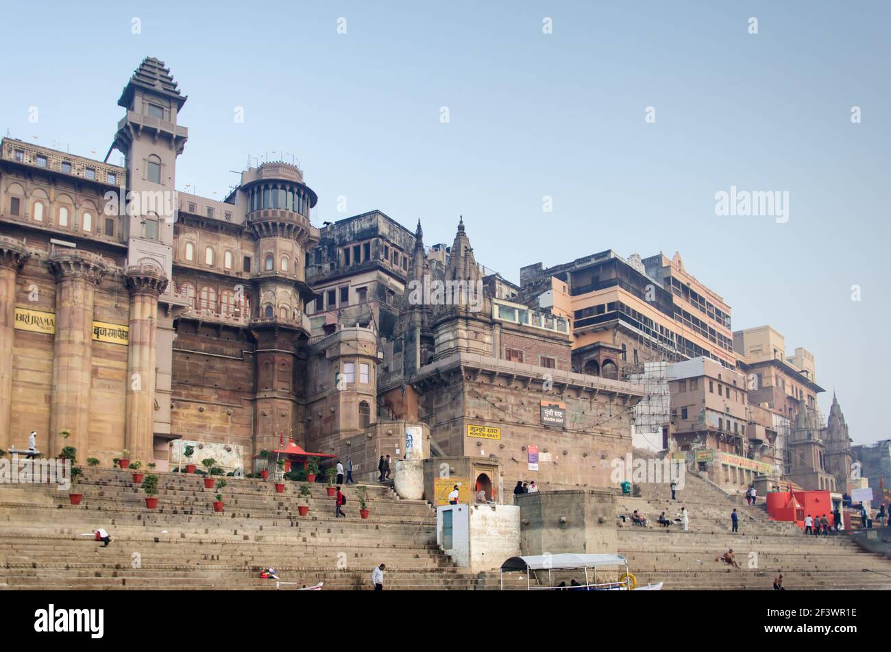 Famosi ghat di Varanasi Foto Stock