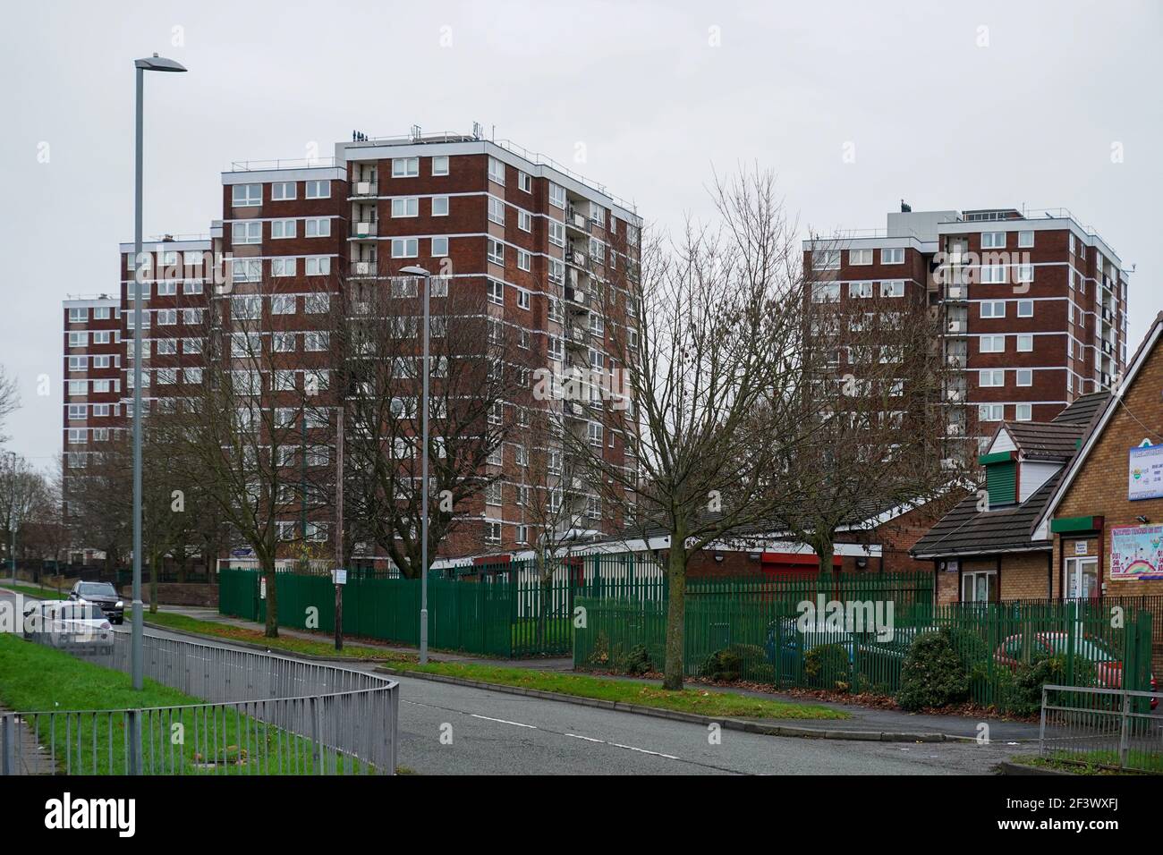 High Lise Flats Broad Lane Gaywood Avenue. Kirkby Merseyside. Foto Stock