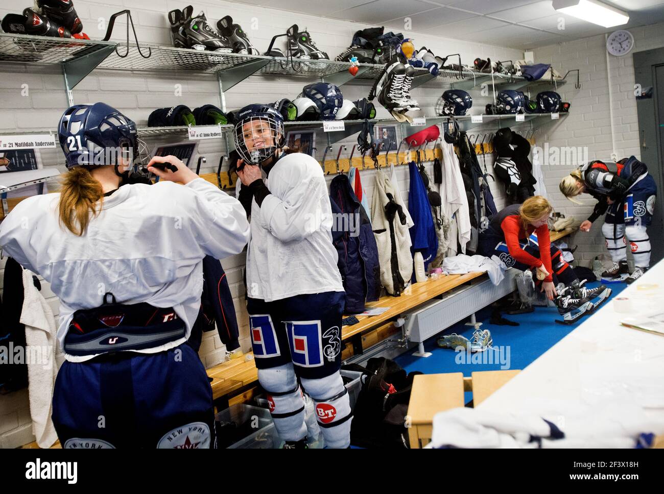 Anna Rydberg femmina di hockey nella squadra a femminile del club di hockey Linköping. Foto Stock