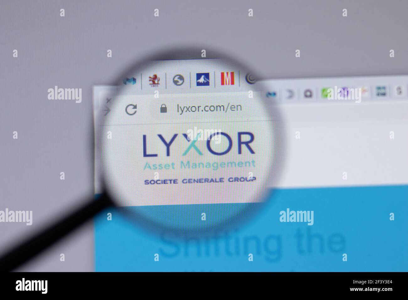 New York, USA - 18 Marzo 2021: Icona del logo di Lyxor Asset Management sul sito, Editoriale illustrativo Foto Stock