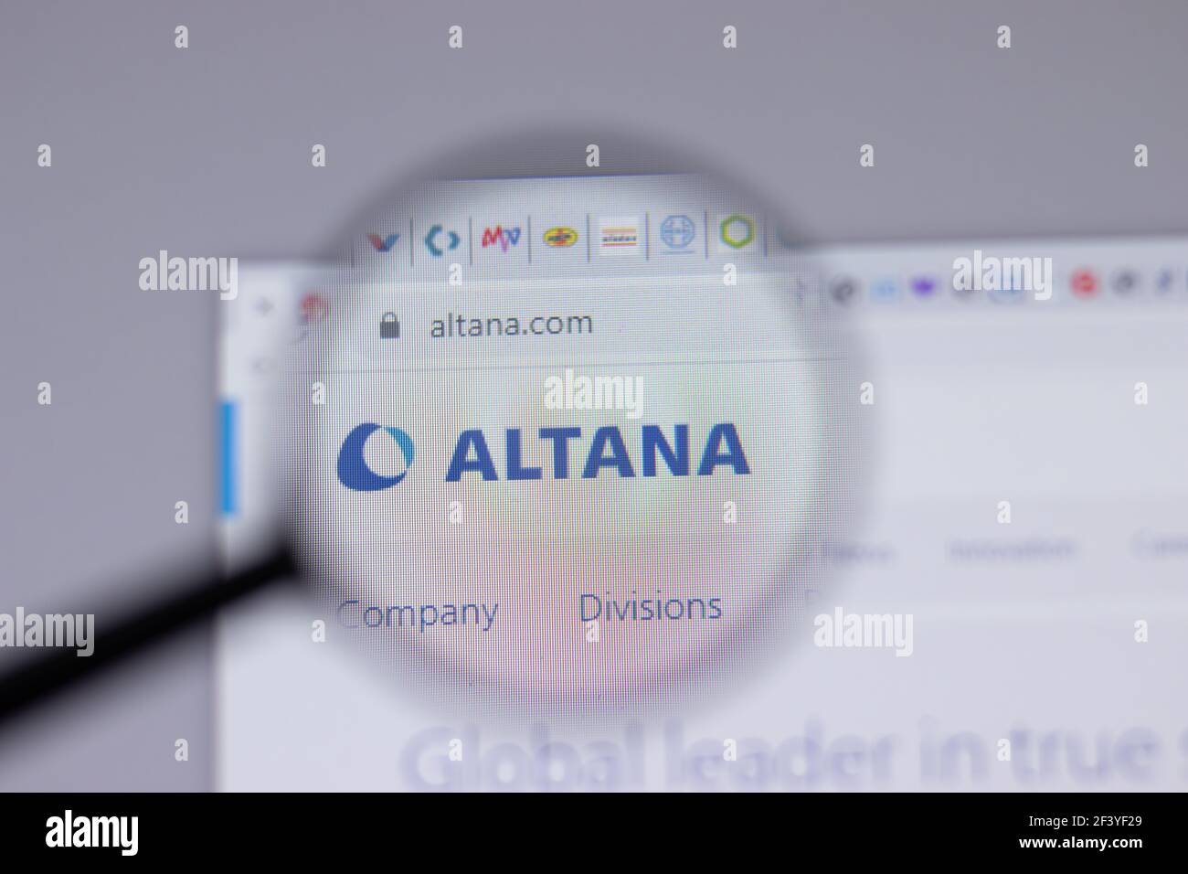 New York, USA - 18 Marzo 2021: Icona del logo di ALTANA sul sito, Editoriale illustrativo Foto Stock