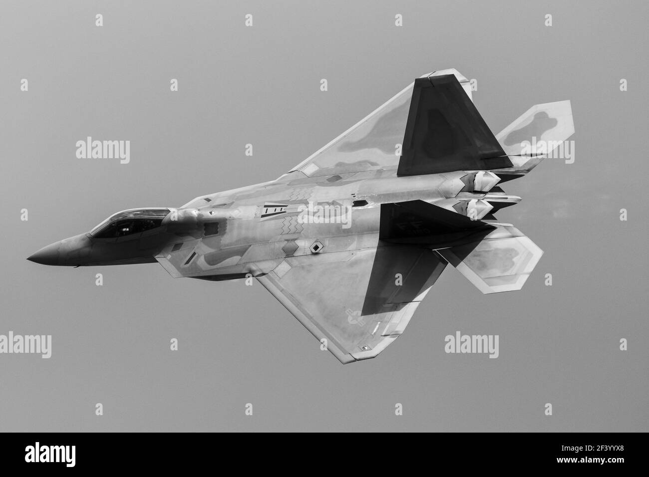 Lockheed Martin F-22A Raptor visto qui durante la sua esposizione al RAF Fairford, Gloustersshire, UK.for il 2017 RIAT, preso 14 Jult 2017. Foto Stock