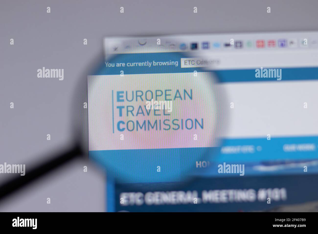 New York, USA - 18 marzo 2021: Icona del logo della società European Travel Commission ETC sul sito web, Editoriale illustrativo Foto Stock