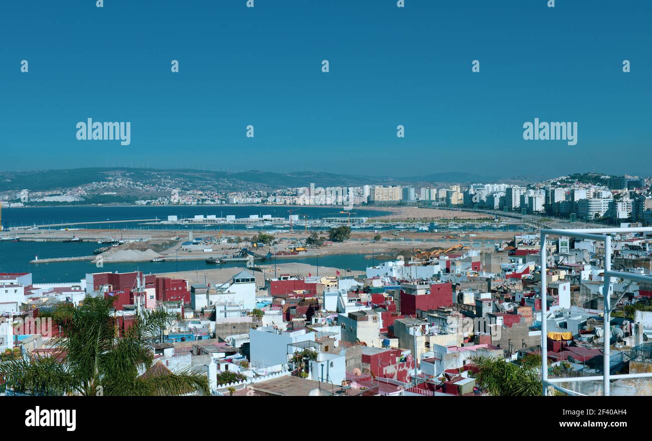 La vecchia medina e il porto di Tangeri, Marocco Foto Stock