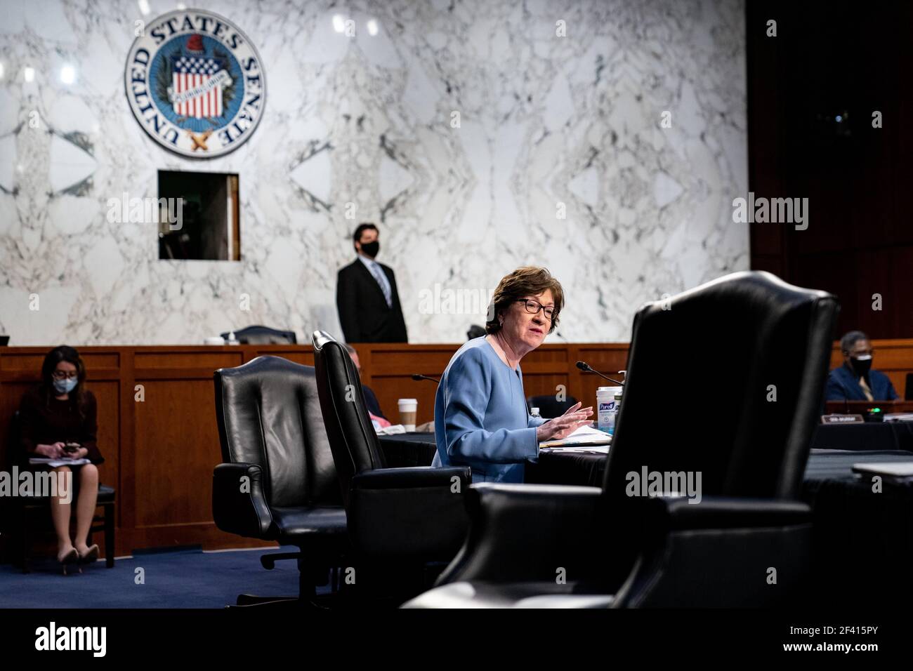 Washington, Stati Uniti. 18 Marzo 2021. Il senatore Susan Collins, R-Maine, parla durante un'audizione, con la Commissione del Senato su Salute, Educazione, lavoro e pensioni, sulla risposta Covid-19, su Capitol Hill a Washington 18 marzo 2021. (Foto di Anna Moneymaker/Pool/Sipa USA) Credit: Sipa USA/Alamy Live News Foto Stock