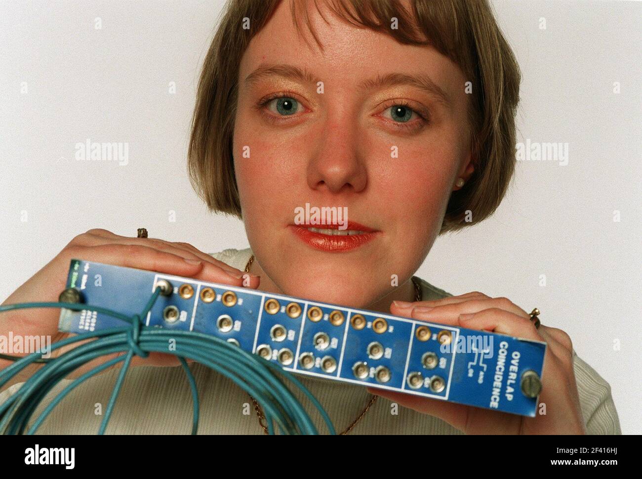 Valerie Noyes Scientist ha conseguito un dottorato presso l'Università di Glasgow in solo tre anni e a 25 conduce una squadra di Ricercatori in fisica delle particelle a Oxford dove è stata Ha ricevuto una borsa di studio post dottorato Dbase Foto Stock