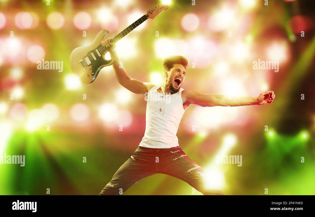 Ritratto di giovane gridando rock star Foto Stock