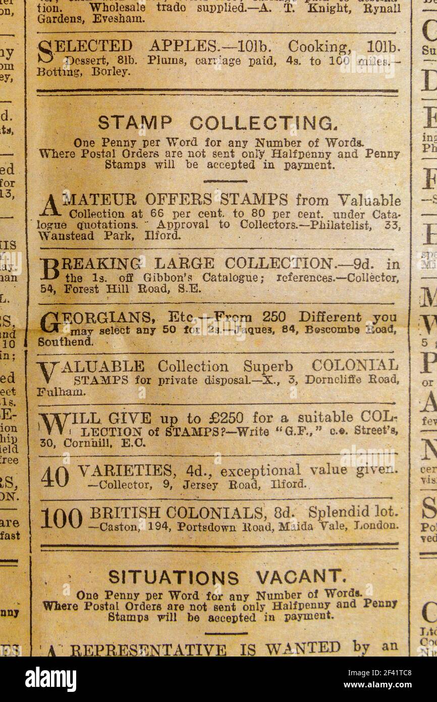 'Stamp Collecting' per la vendita e gli annunci ricercati nella rivista 'The Daily Graphic' Wartime (12 agosto 1914), replica cimeli dell'era WWI. Foto Stock