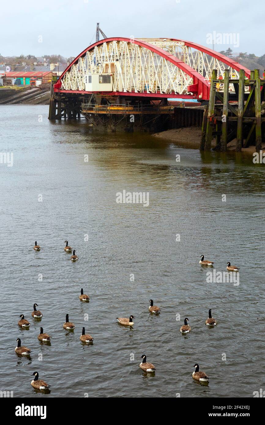 Ramsey Swing Bridge nell'isola di Ramsey Foto Stock