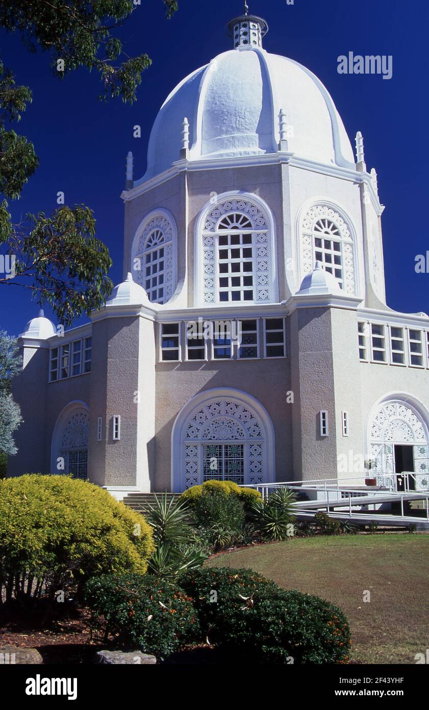 Vista esterna della Casa di Culto baháʼí di Sydney o del Tempio baháʼí di Sydney situato a Ingleside, un sobborgo settentrionale di Sydney, New South Wales, Australia. Foto Stock