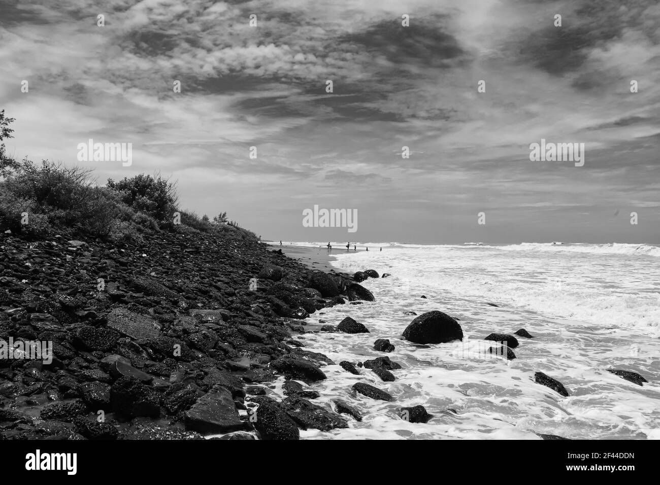 Foto di paesaggio di Spiaggia di Inani , il bazar di cox , la spiaggia di mare più lunga del mondo . Foto Stock
