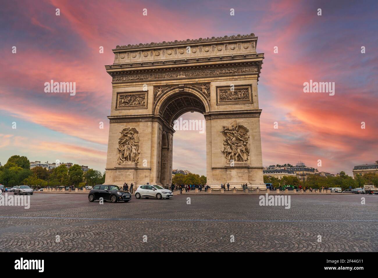 Arc de Triomphe Place de l'Etoile a Parigi, Francia Foto Stock
