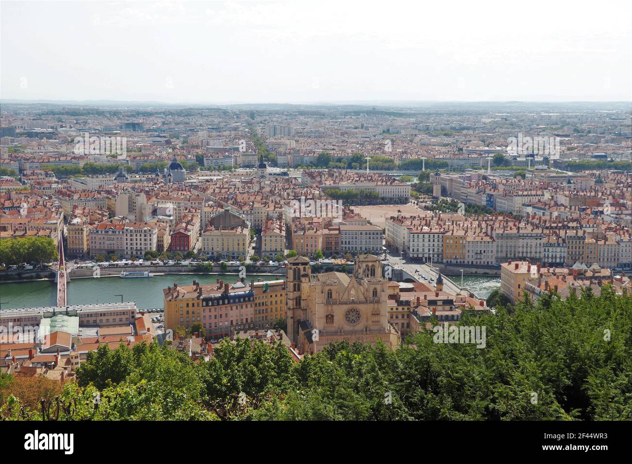 Vista panoramica di Lione da la Basilique Nortre Dame de Fourviere, Lione, Francia Foto Stock