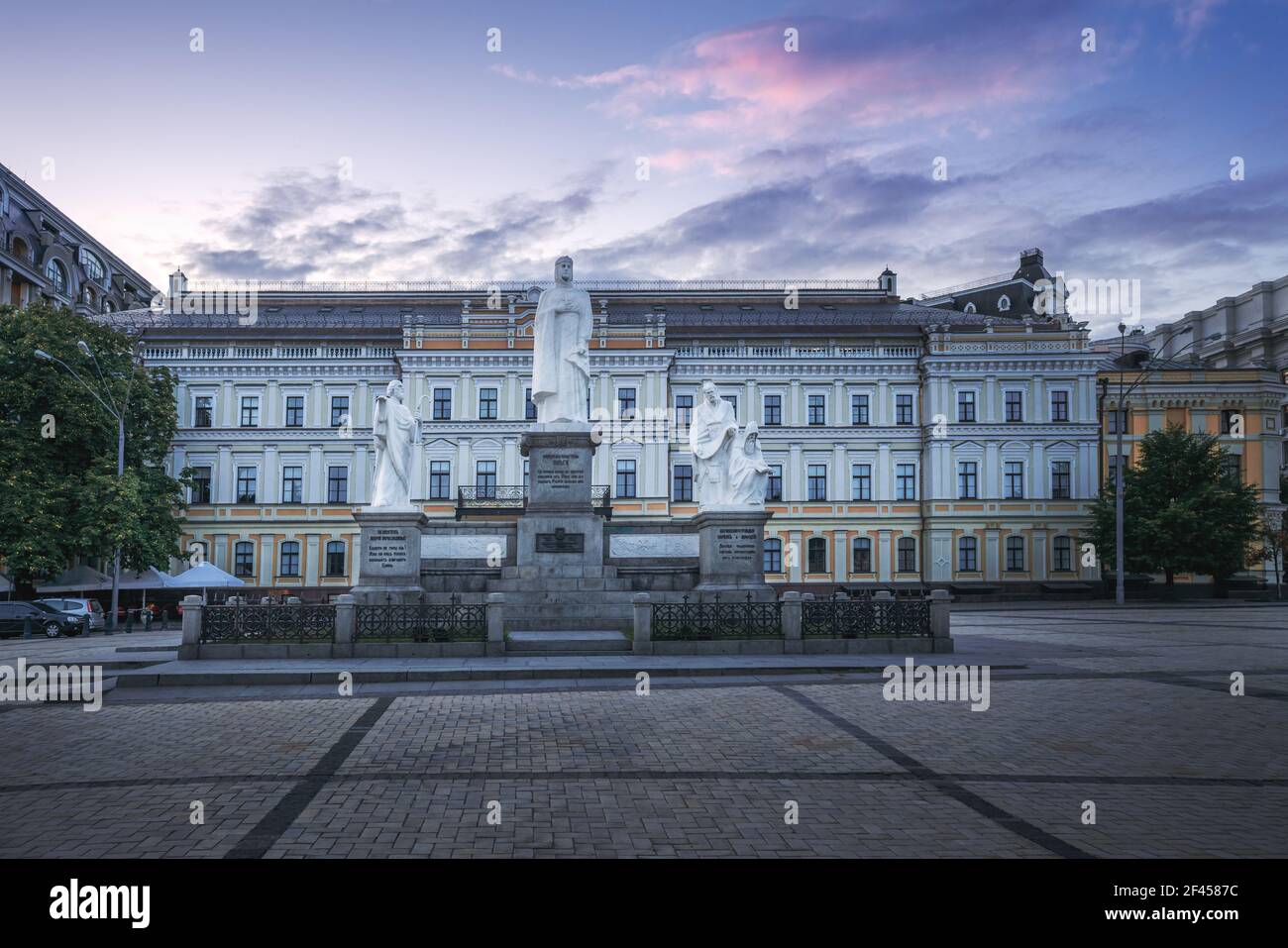 Principessa Olga Monumento al tramonto - Kiev, Ucraina Foto Stock