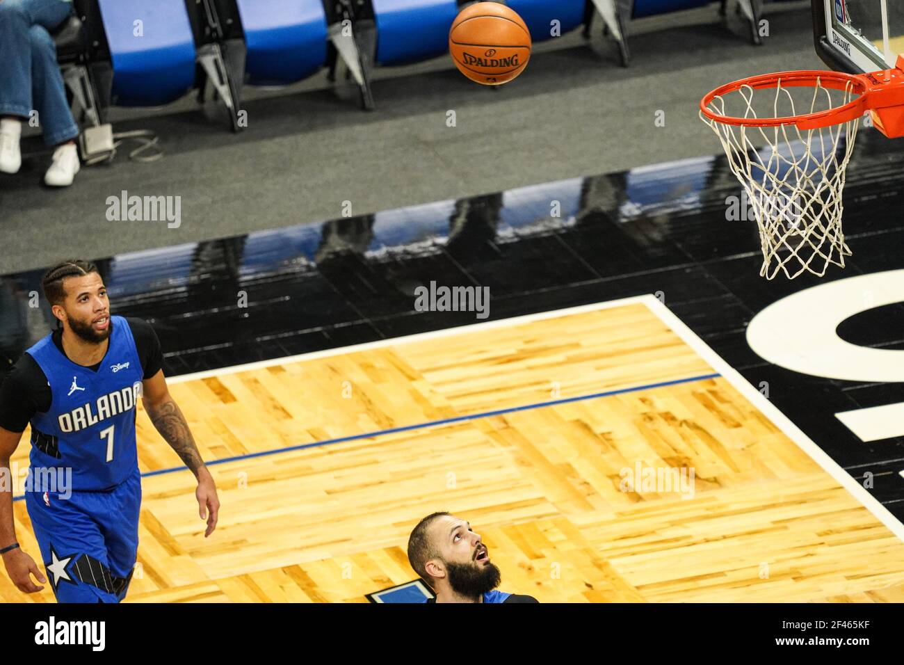 Orlando, Florida, USA, 1 marzo 2021, Dallas Mavericks affronta la magia di Orlando all'Amway Center (Photo Credit: Marty Jean-Louis) Foto Stock