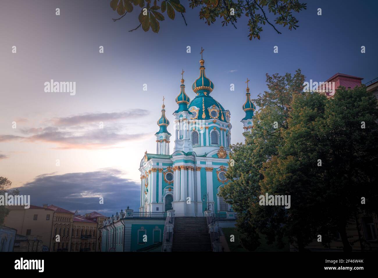 Chiesa di Sant'Andrea al tramonto - Kiev, Ucraina Foto Stock