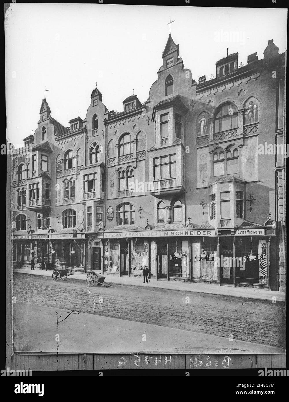Spezia in su. Business Street Foto Stock