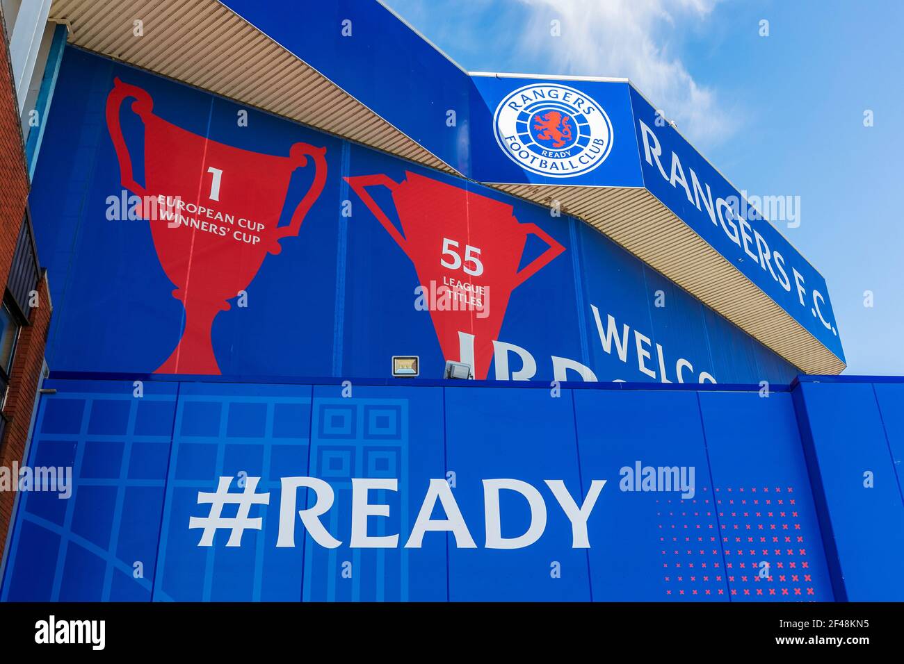 Esterno dello stadio di calcio Ibrox, sede del Rangers FC, Govan, Glasgow, Scozia, Regno Unito Foto Stock
