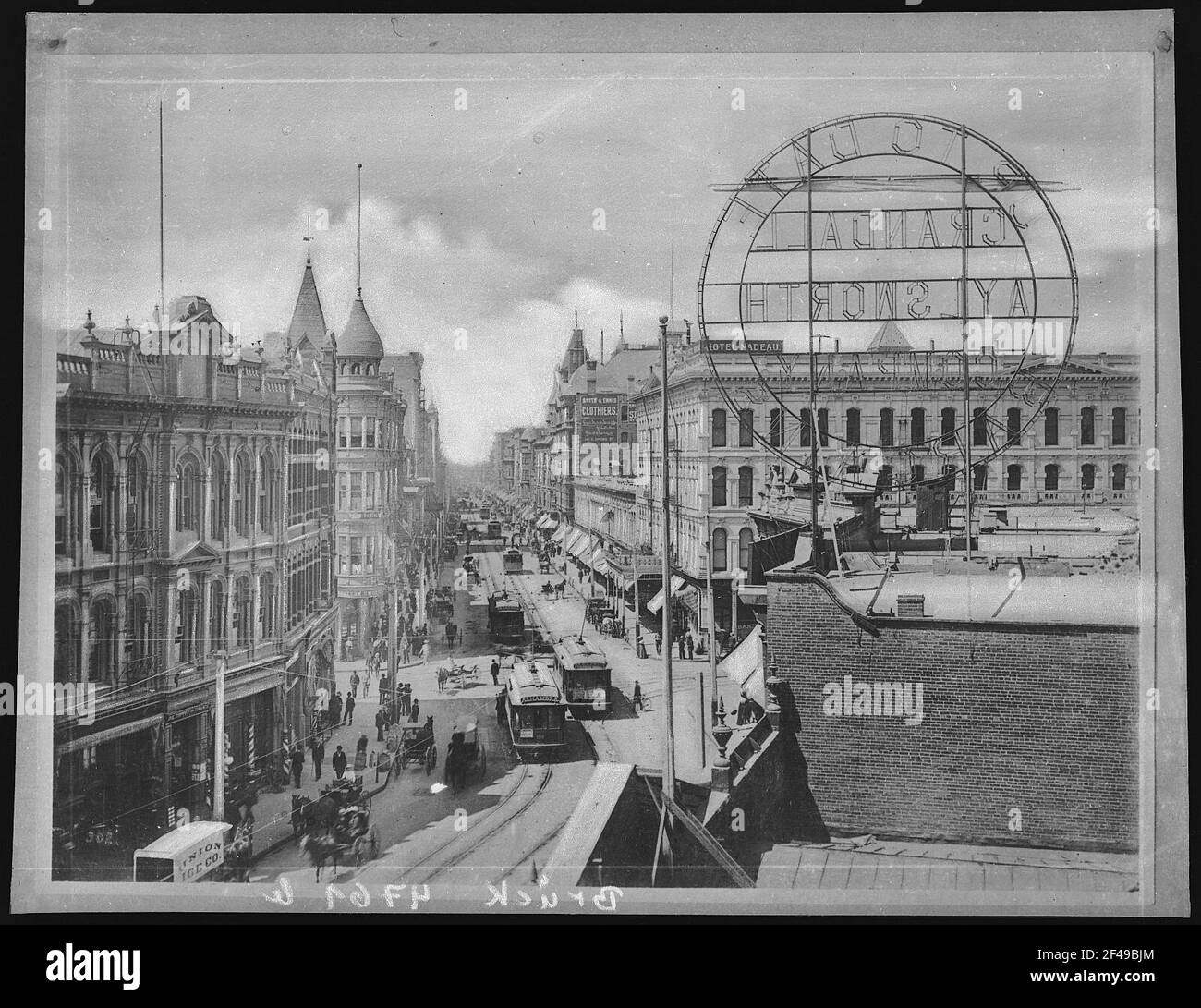 Los Angeles. Spring St. Mit Hotel Nadeau, Los Angeles, CA. Foto Stock