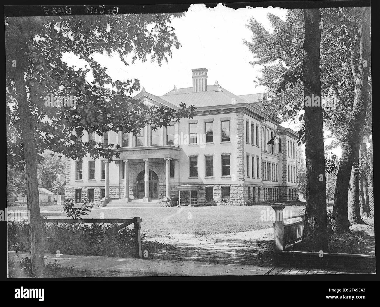 Né. Hig School, NOR, e. Foto Stock