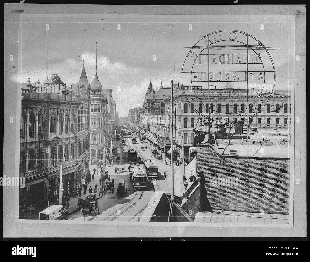 Los Angeles. Spring St. Mit Hotel Nadeau, Los Angeles, CA. Foto Stock