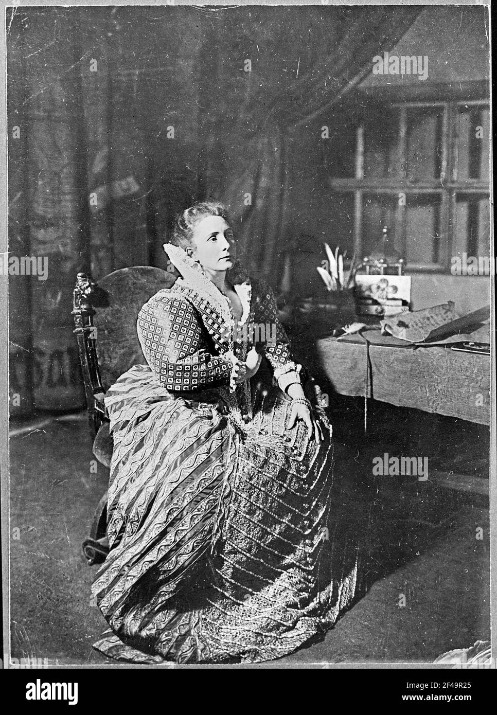 L'attrice Hermine Körner come Elisabeth in 'maria Stuart' di Friedrich Schiller (Teatro tedesco) Foto Stock