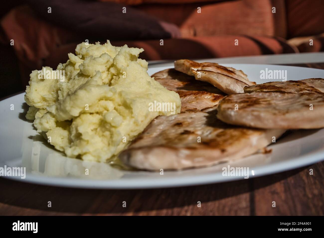 filetto di pollo e purè di patate, mangiare, gustoso Foto Stock