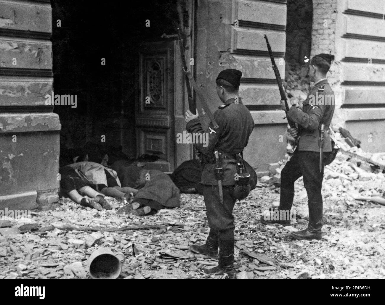 L'unità formata nel villaggio di Trawniki era composta da ucraini, russi, belorussiani, polacchi, estoni, lituani, lettoni, tedeschi etnici, kazaki e tartari Foto Stock