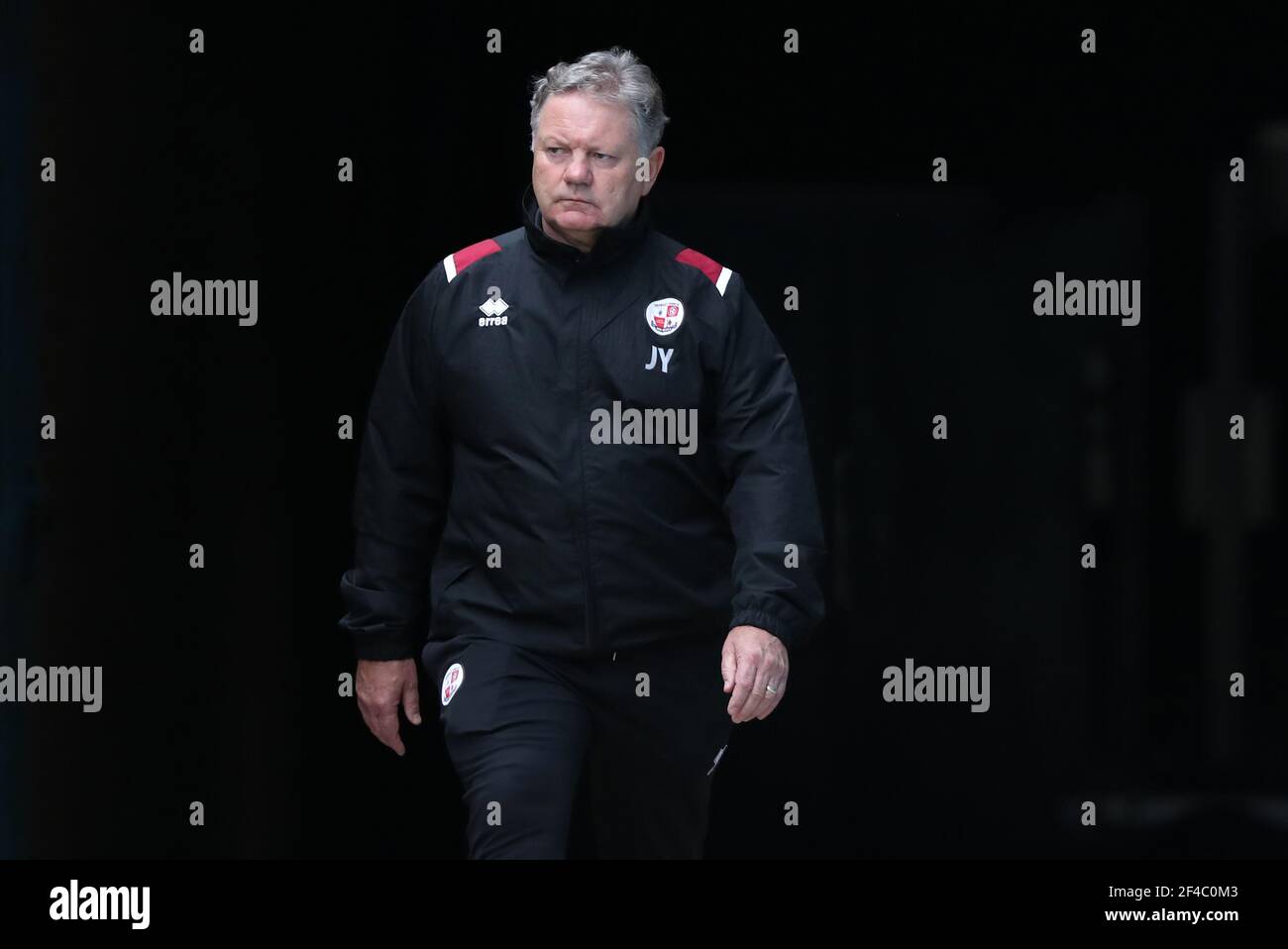 Crawley Town's Head Coach John Yems durante la partita EFL Trophy tra Gillingham e Crawley Town al Priestfield Stadium di Gillingham. 08 settembre 2020 Foto Stock