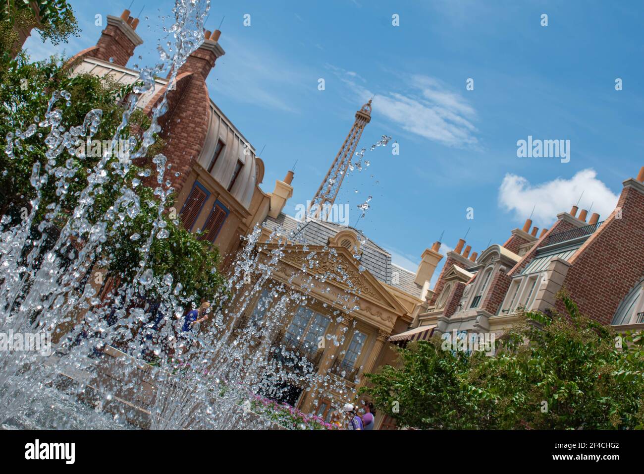 Orlando, Florida. 29 luglio 2020. Bella vista della Fontana in Francia Pavillion a Epcot (19) Foto Stock