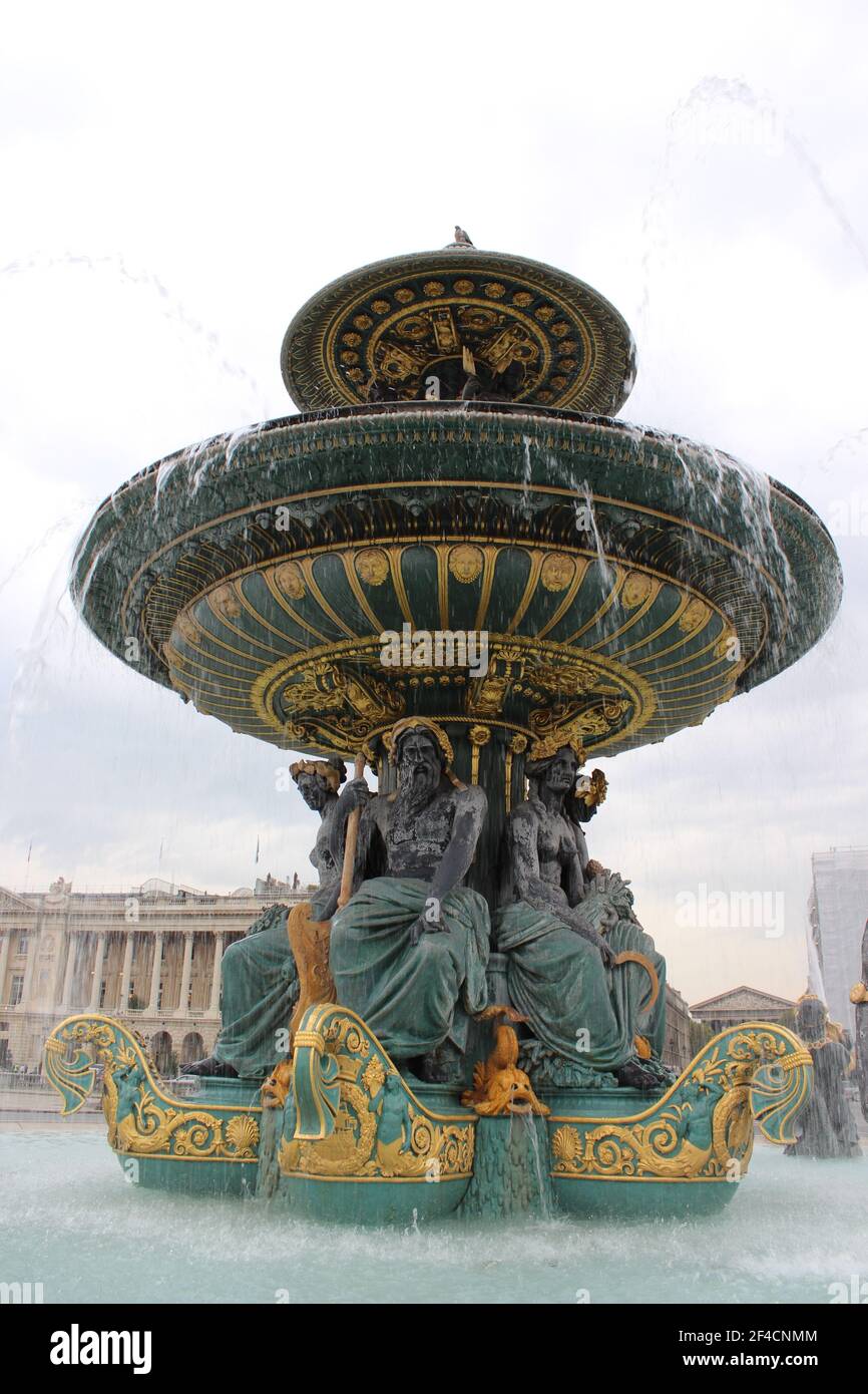 Fontaine des Mers, Place de la Concorde, Parigi, França, Foto Stock