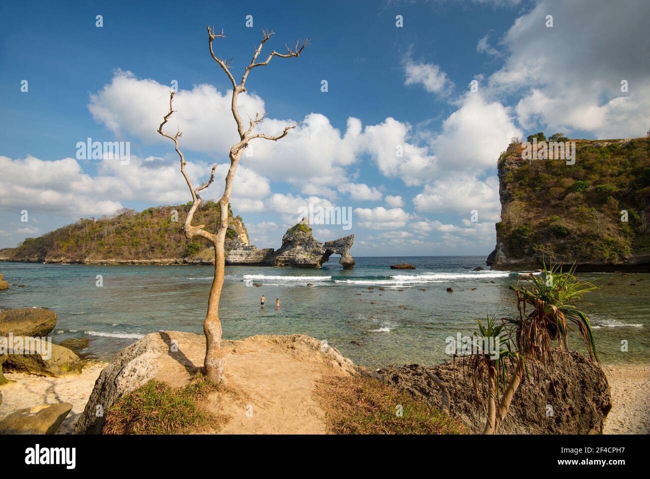 Spiaggia di Atuh - Isola di Nusa Penida, Bali, Indonesia Foto Stock