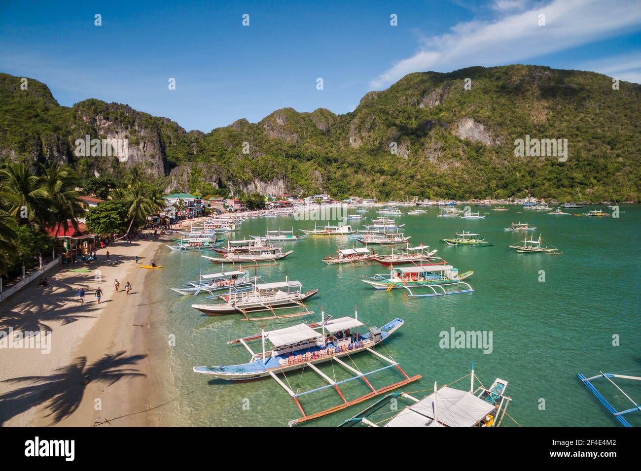 Veduta aerea del porto di El Nido nell'Isola di Palawan, Filippine. Foto Stock