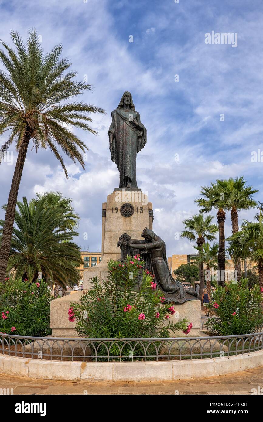 Monumento a Cristo Re dello scultore Antonio Sciortino a Floriana, vicino a Valletta, Malta Foto Stock