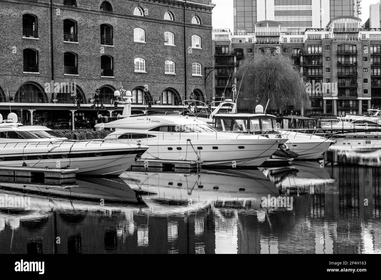 Londra lungo il Tamigi Foto Stock