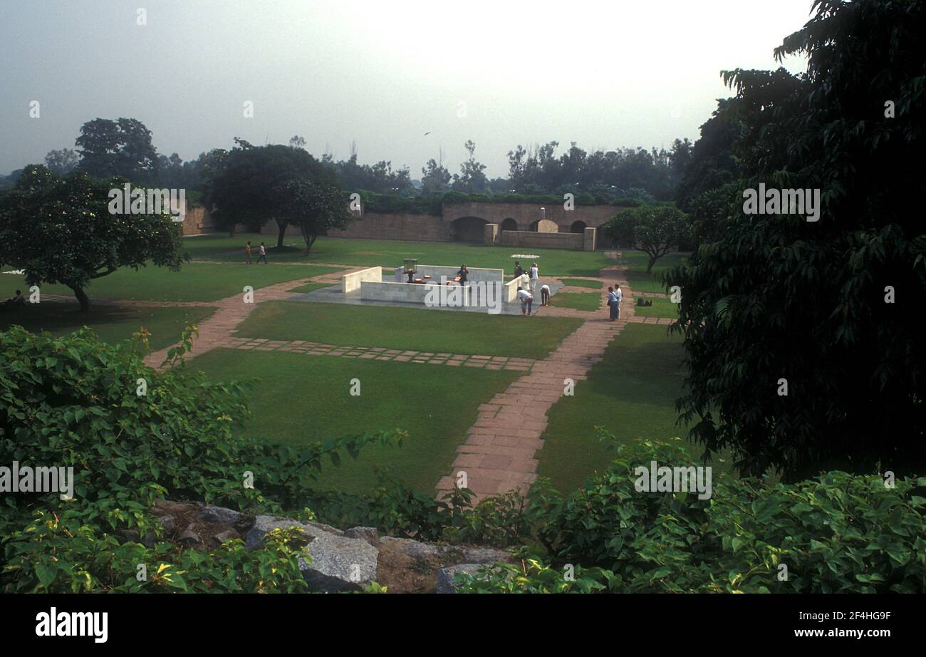 SITO FUNERALE GANDHI, DELHI, INDIA, 1997 PIC MIKE WALKER Foto Stock