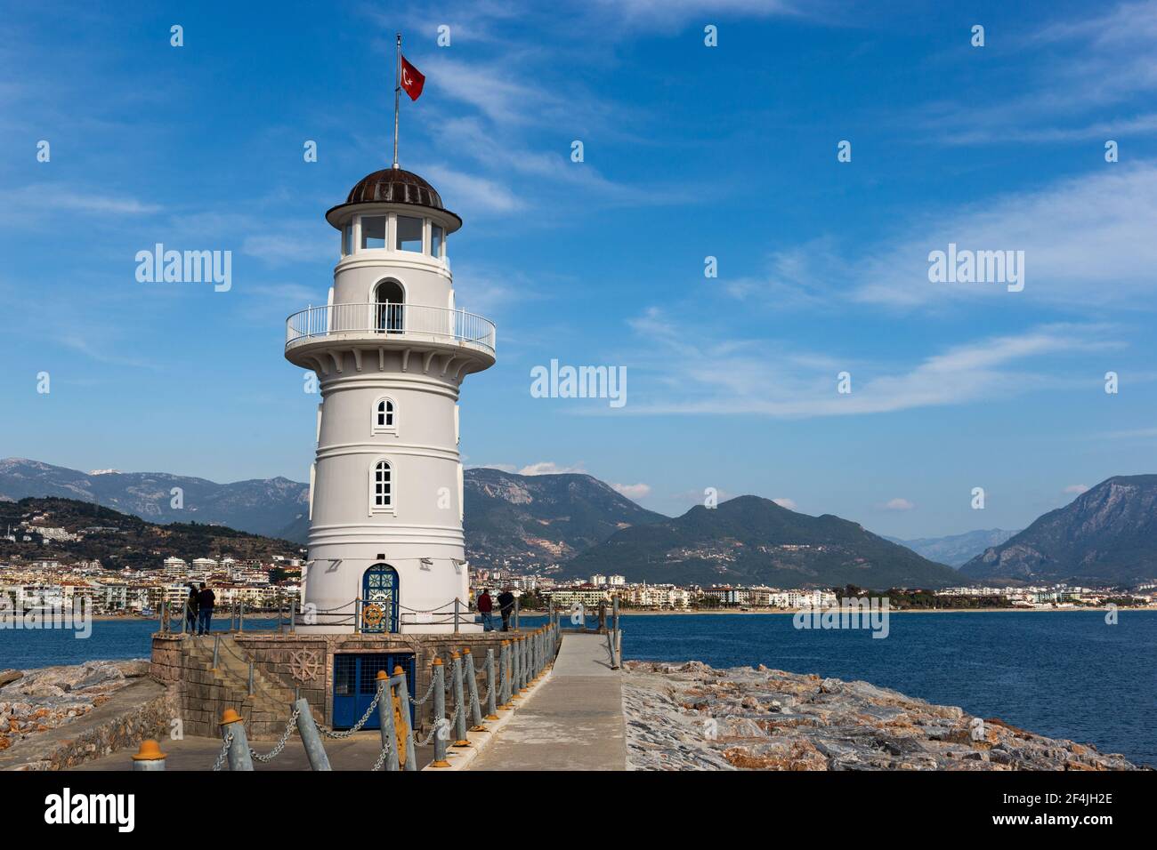 Faro su una costa mediterranea di Alanya. Turchia. Foto Stock